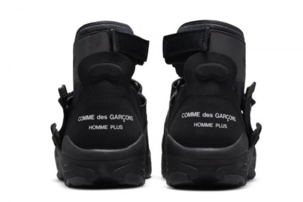 New Comme des Garçons Homme Plus x Nike Air Carnivore Black DH0199-001-3